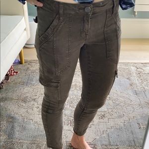 Joie olive cargo skinny jean size 24